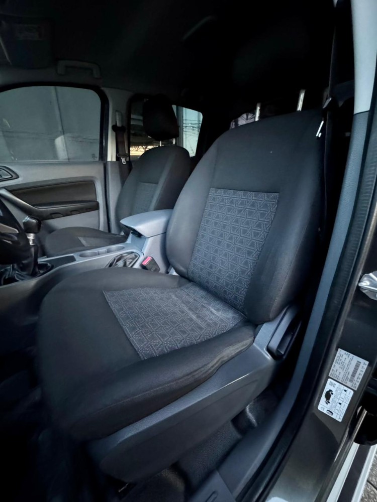 Ford Ranger XL — foto 15